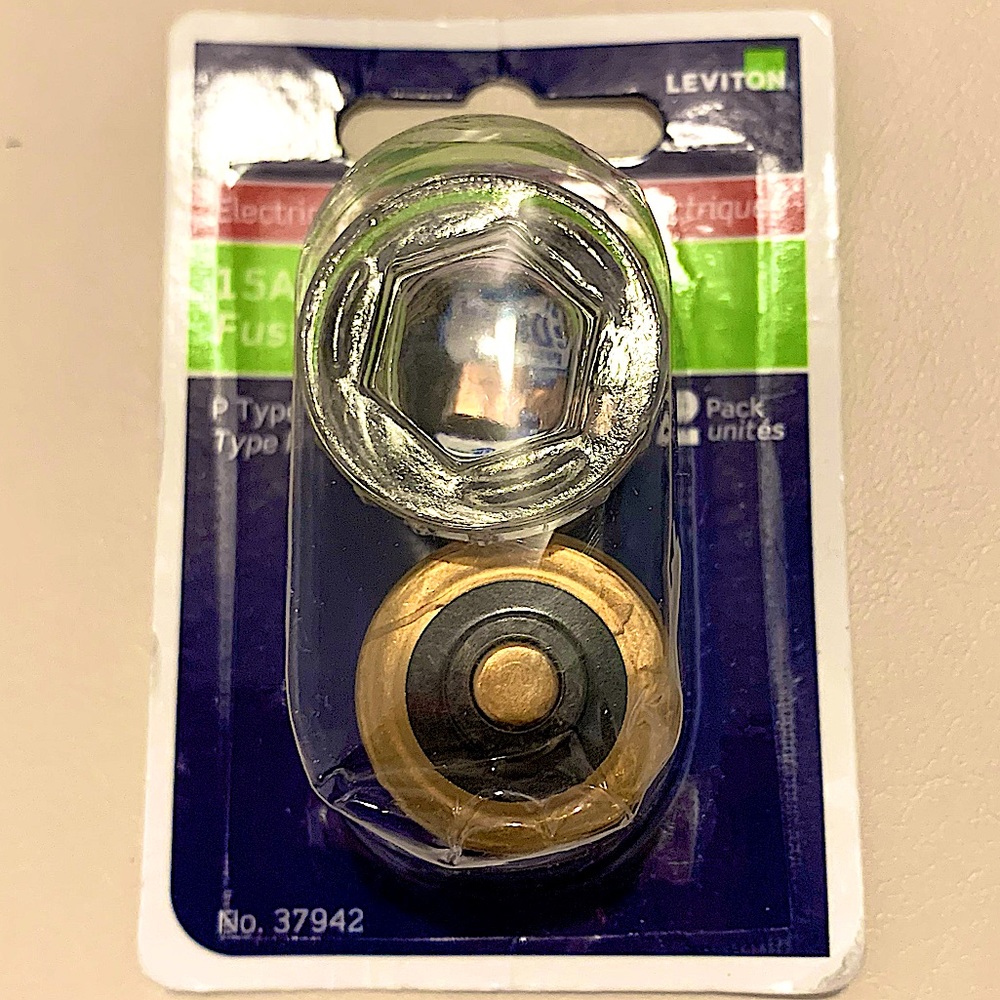 Leviton 37942 Electric Fuse 15A - 125 V AC, set of 2